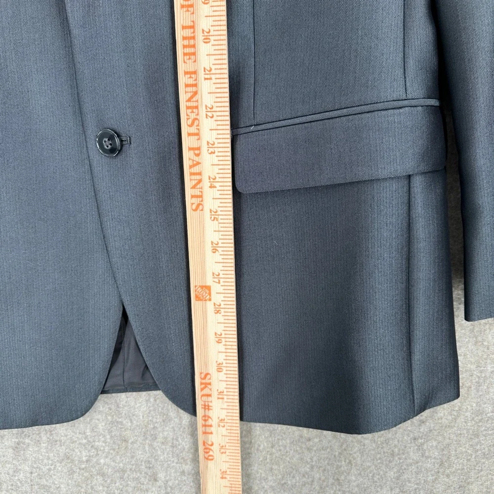 Calvin Klein Shiny Charcoal Herringbone Full Suit Jacket 40R Pants 32X30‎
